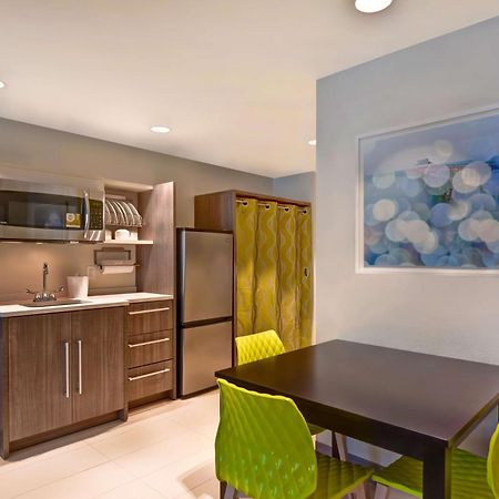Home2 Suites By Hilton Naples I-75 Pine Ridge Road Экстерьер фото