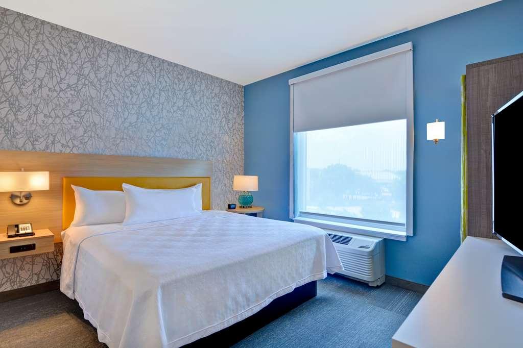 Home2 Suites By Hilton Naples I-75 Pine Ridge Road Номер фото