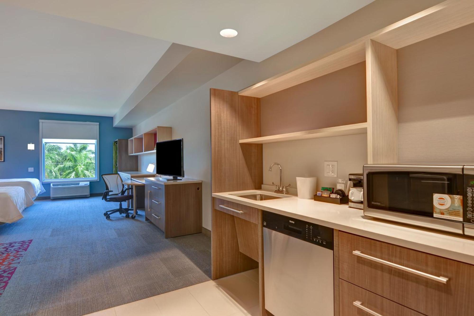 Home2 Suites By Hilton Naples I-75 Pine Ridge Road Экстерьер фото